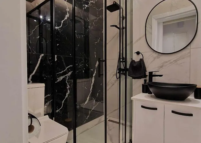 3 Modern Close To The Beach! Ларнака