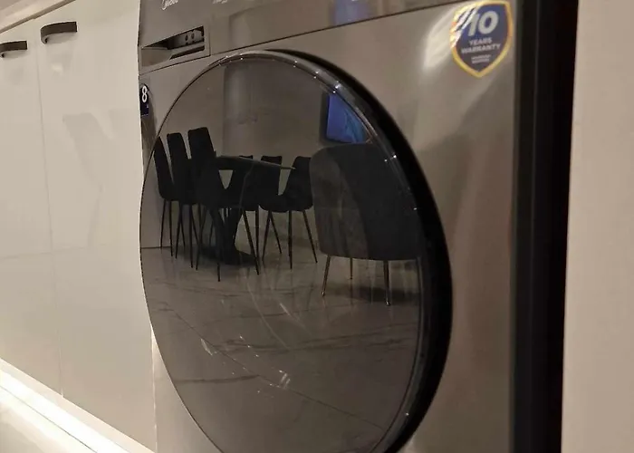 3 Modern Close To The Beach! * Ларнака