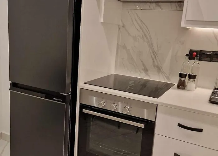 3 Modern Close To The Beach! Апартаменты *