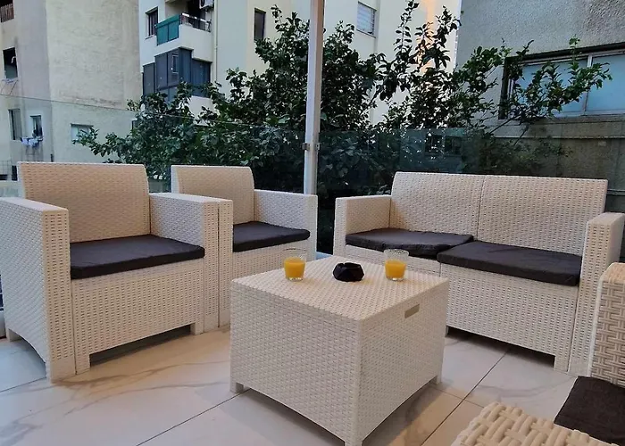 Апартаменты 3 Modern Close To The Beach! *