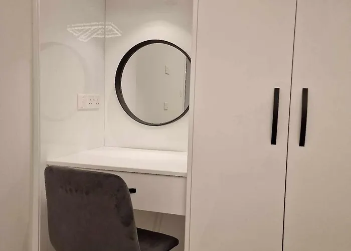 3 Modern Close To The Beach! Daire Larnaca